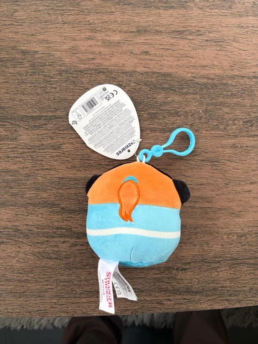 Stranger Things Max plush keychain - Picture 3 of 4